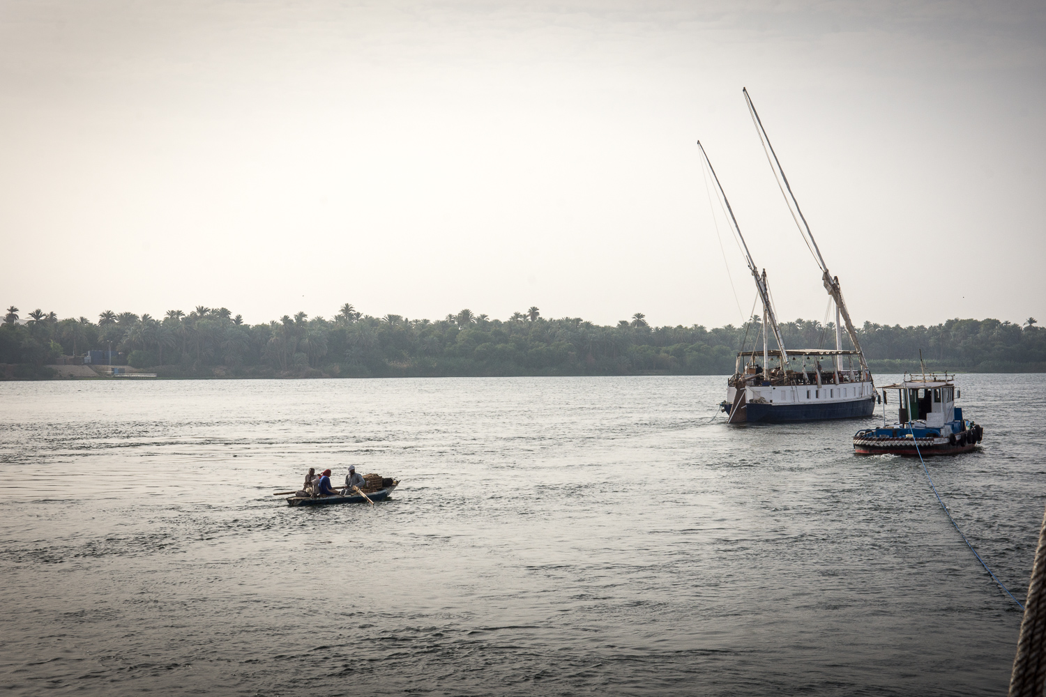 Bateaux traditionnels et leurs remorqueurs