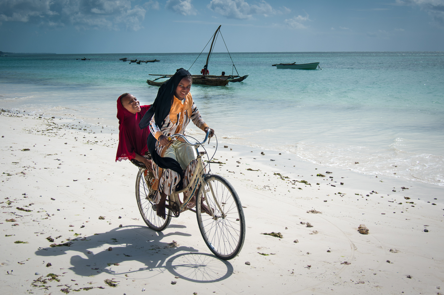 Zanzibar - Enfants jouant sur la plage pendant la fête de l'Aïd